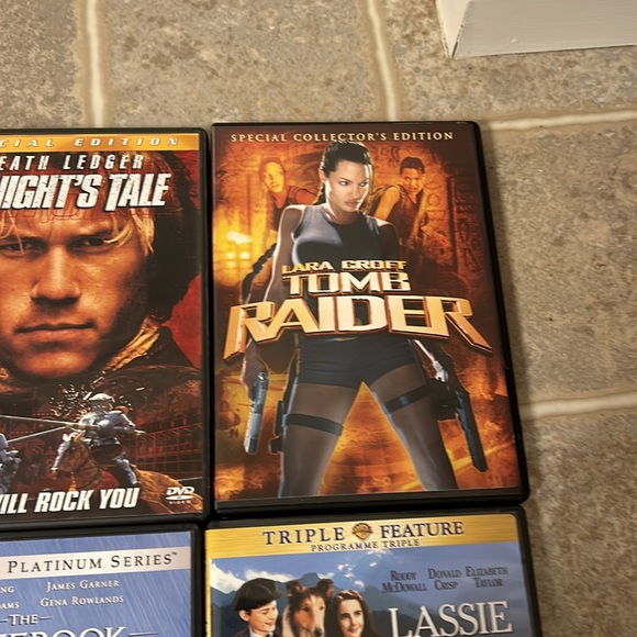 Collection of  16 DVDs. Variety of titles. - Picture 14 of 16